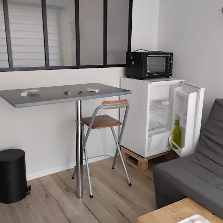 Apartment Attenant A La Maison Principale Saint-Martin-des-Tilleuls