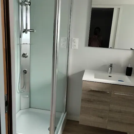Apartment Attenant A La Maison Principale Saint-Martin-des-Tilleuls